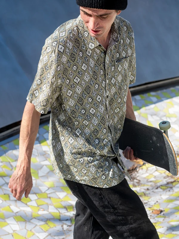 Scaler Stone Woven  Short Sleeve Shirt - Thyme Green